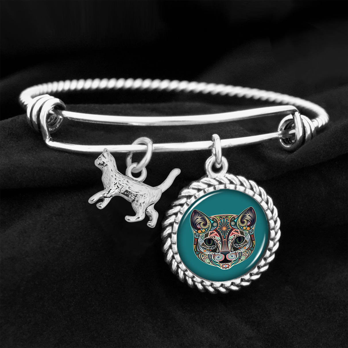 Intricate Cat Charm Bracelet